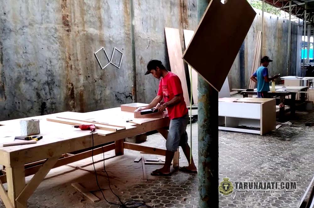 Jasa Pembuatan Furniture