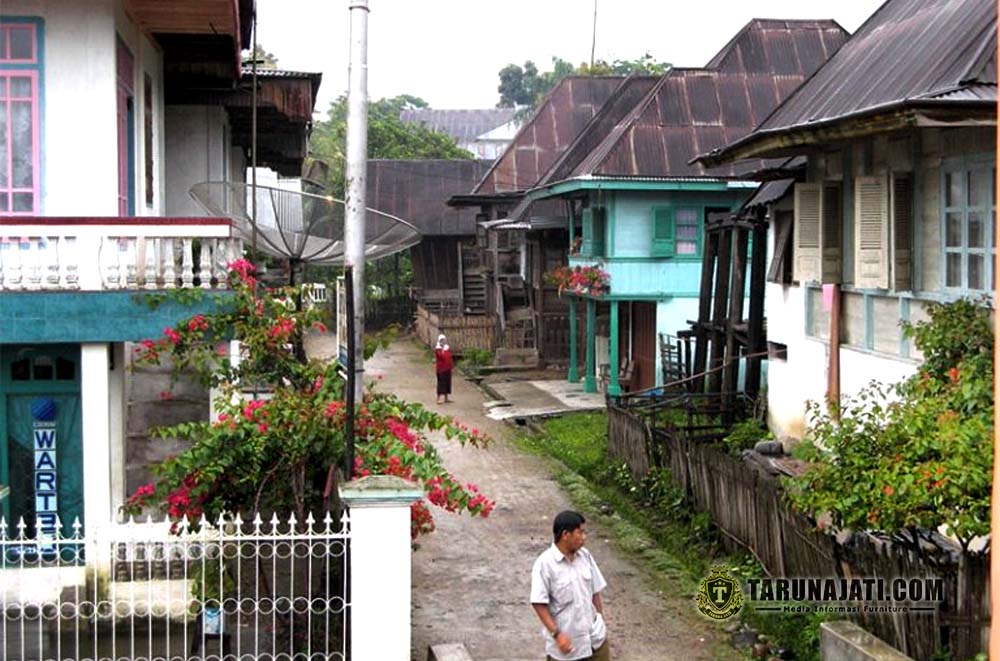 Susunan Rumah Berderet Memanjang